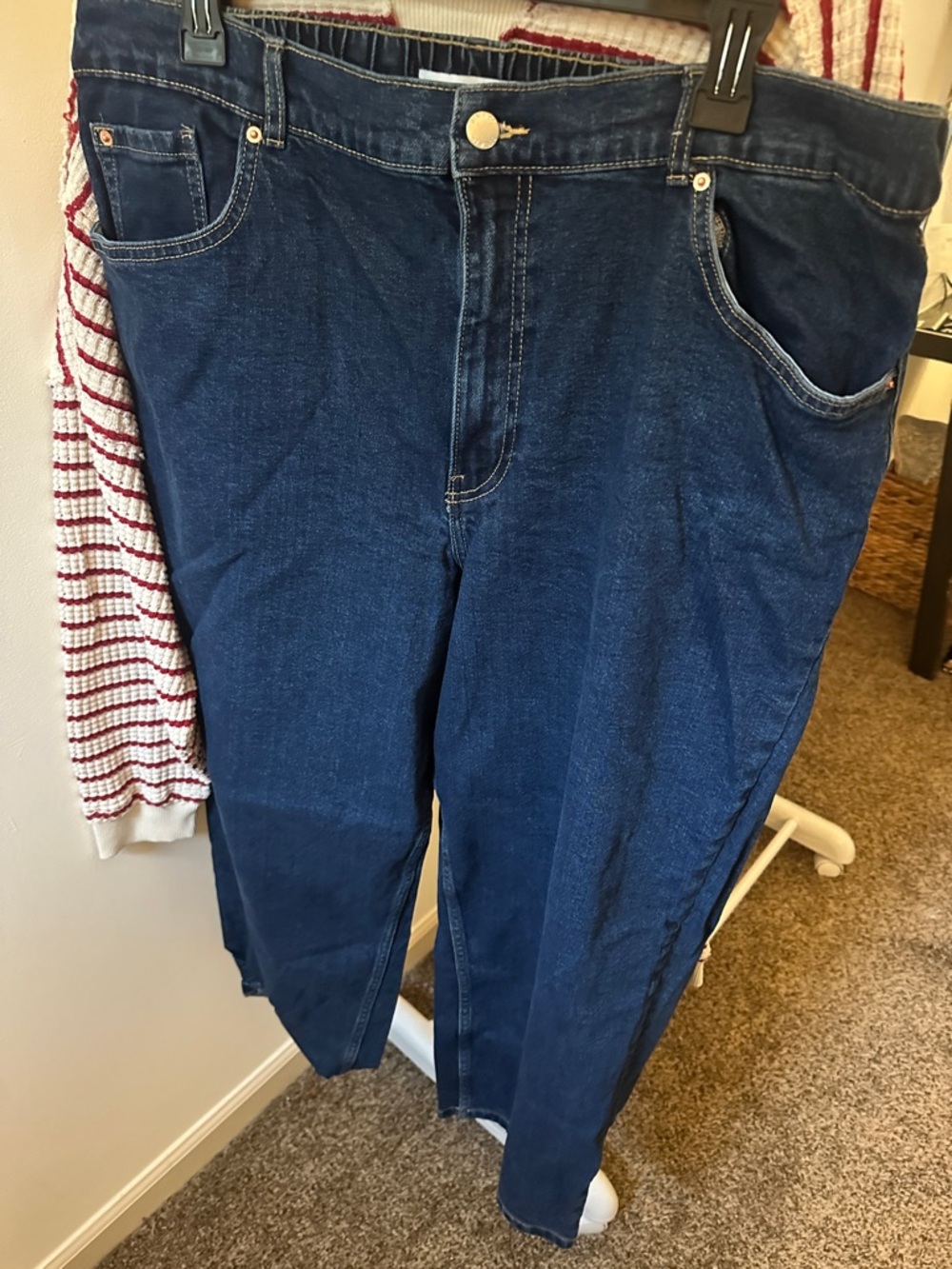Primark Dark Blue Cropped Women's Jeans lots of stretch